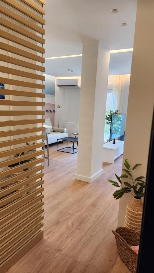Renovated Apartment With Roof Garden Access, 15 M Walk To Acropolis Афины Экстерьер фото