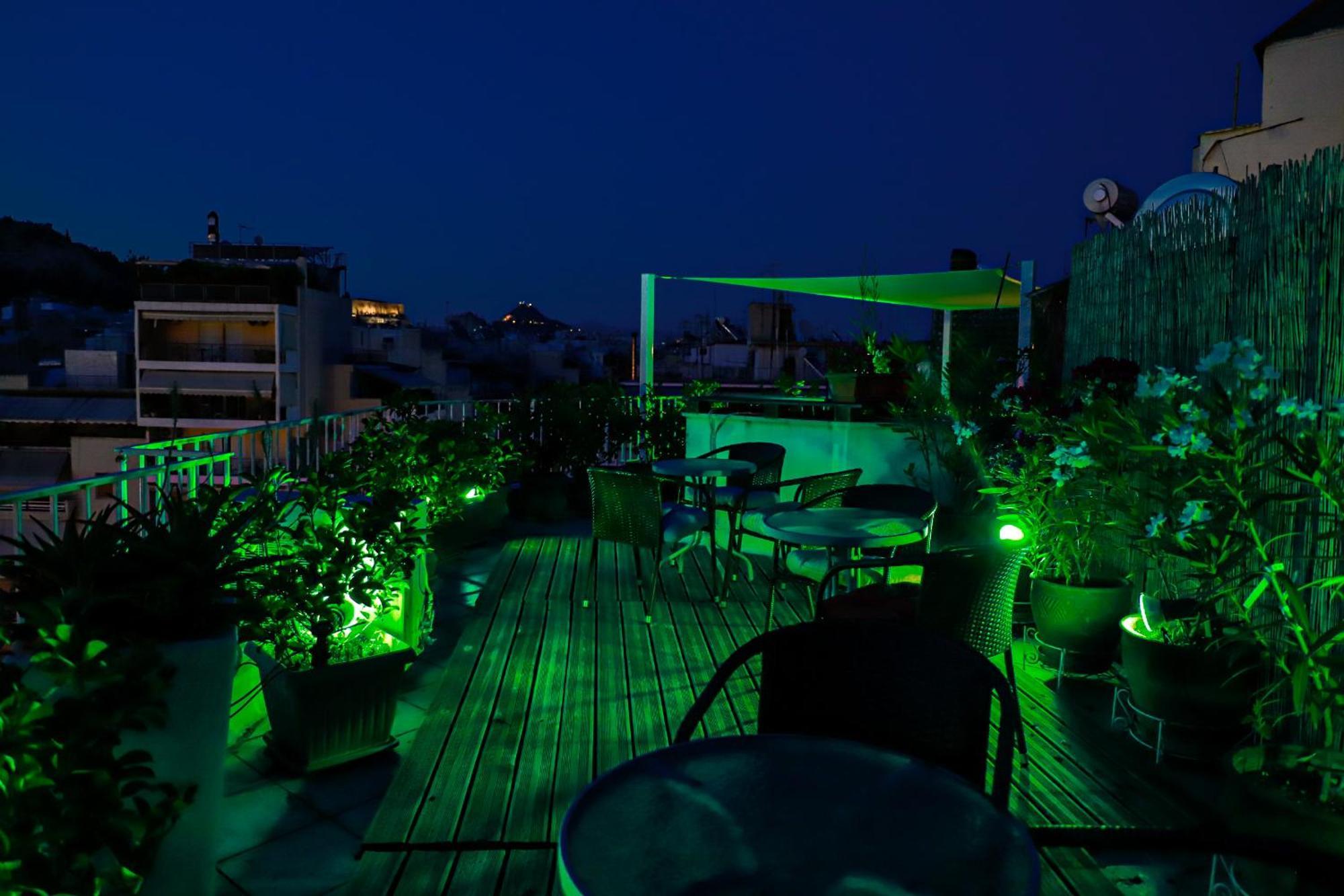 Renovated Apartment With Roof Garden Access, 15 M Walk To Acropolis Афины Экстерьер фото