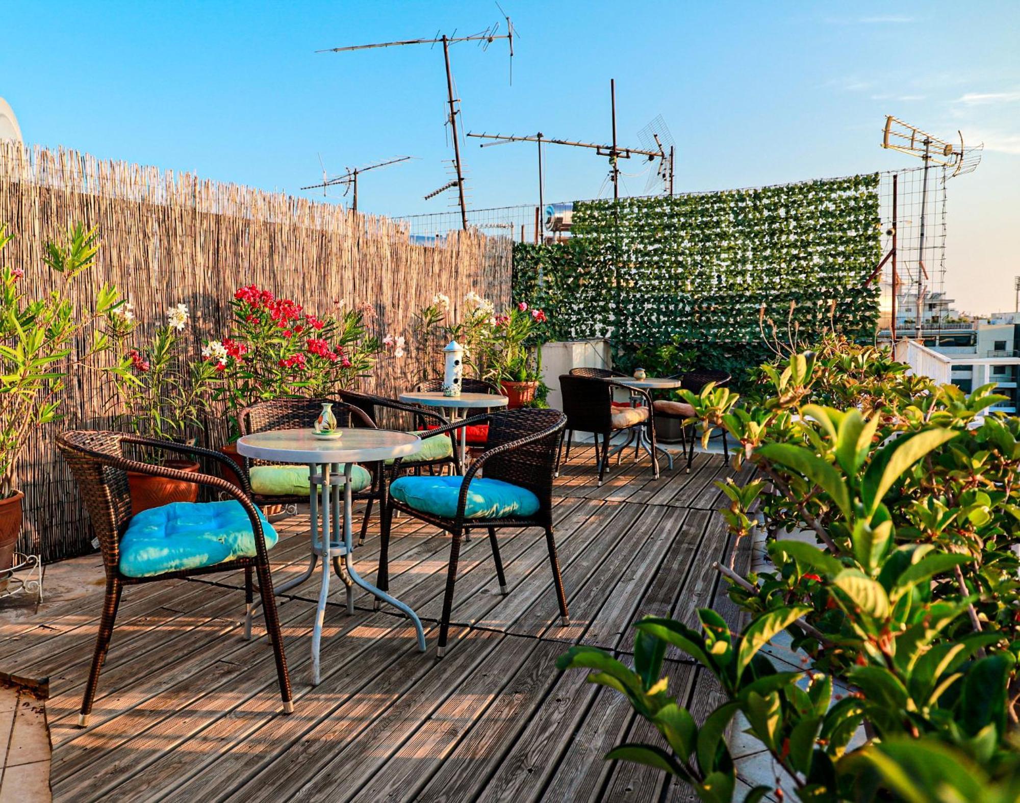 Renovated Apartment With Roof Garden Access, 15 M Walk To Acropolis Афины Экстерьер фото