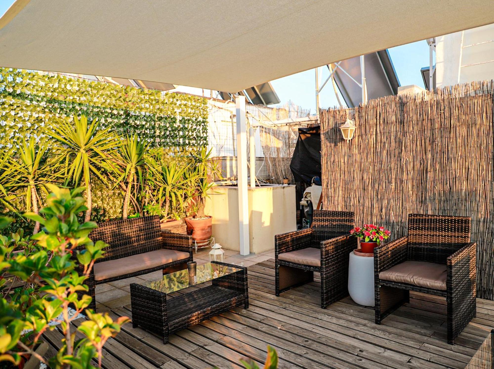 Renovated Apartment With Roof Garden Access, 15 M Walk To Acropolis Афины Экстерьер фото