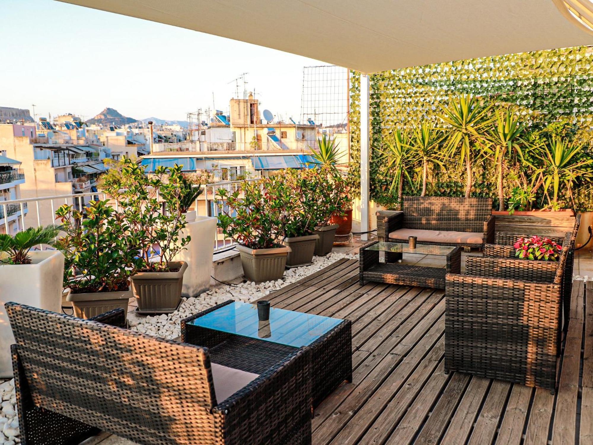Renovated Apartment With Roof Garden Access, 15 M Walk To Acropolis Афины Экстерьер фото